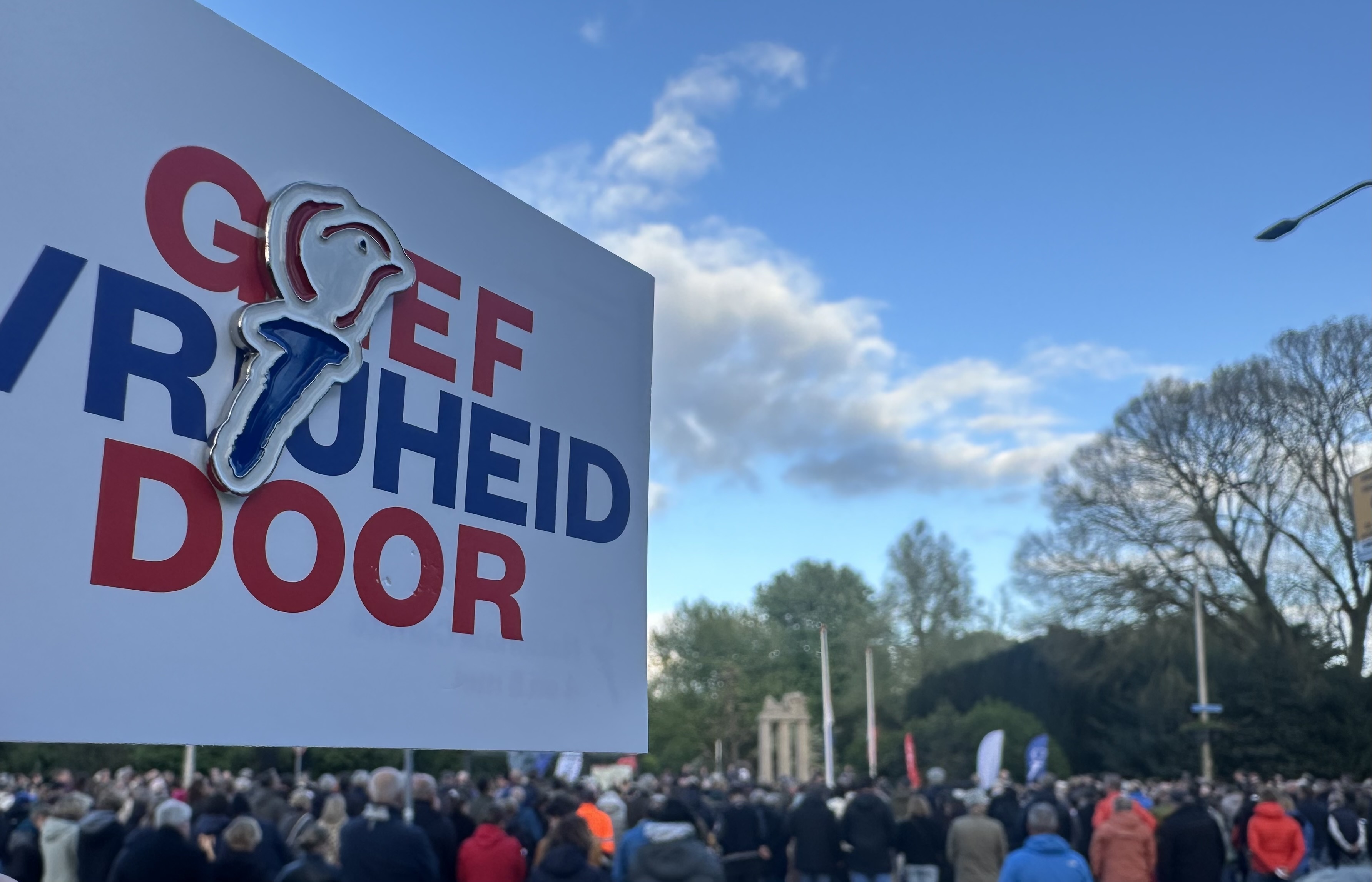 geef vrijheid door herdenking.jpg