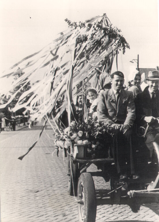 bevrijdingsfeestenAmsterdamseweg4 7juli1945